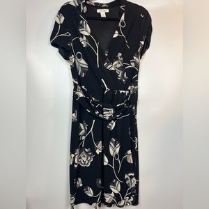 White House Black market floral printed jersey dress. Cap sleeve. Size 12. EUC.